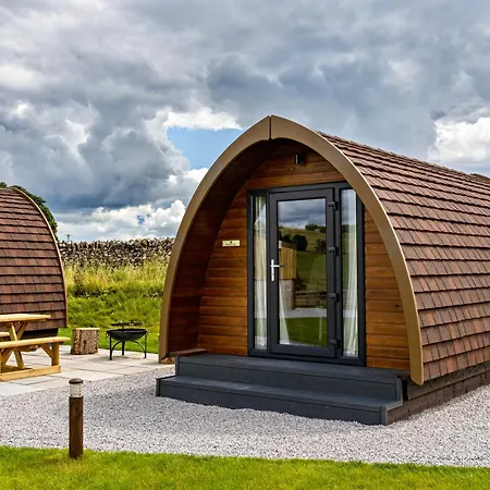 Malhamdale Glamping Hotel Skipton Exterior photo