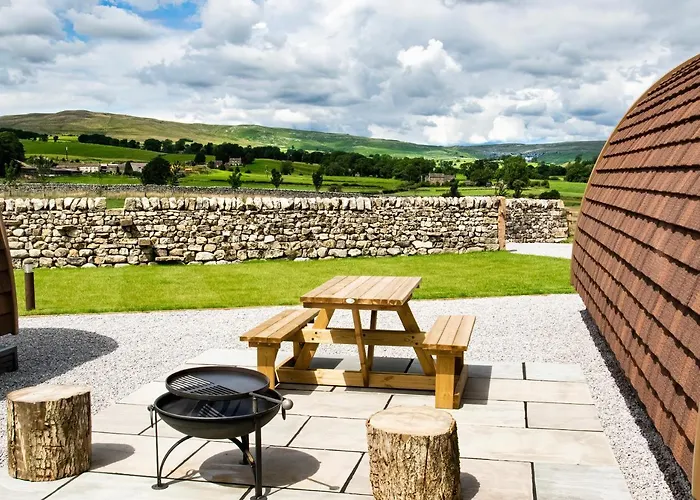 Malhamdale Glamping